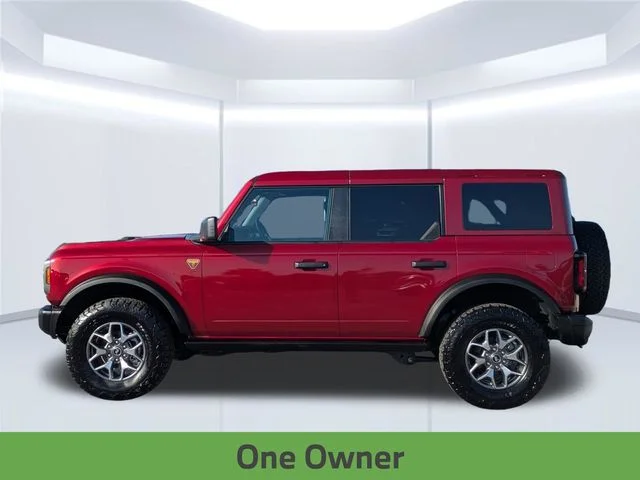 Used 2025 Red Ford Badlands image 2