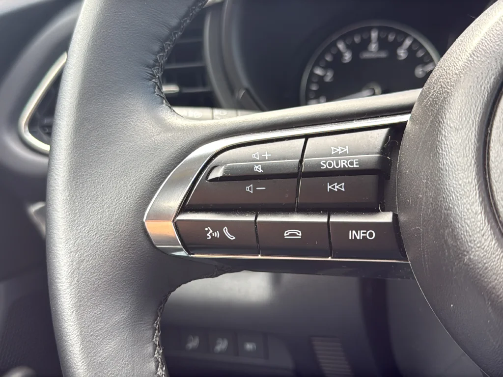 Used 2025 White Mazda 2.5 S Preferred Package image 39