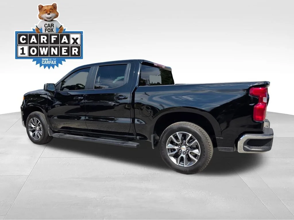 Used 2025 Black Chevrolet LT image 5