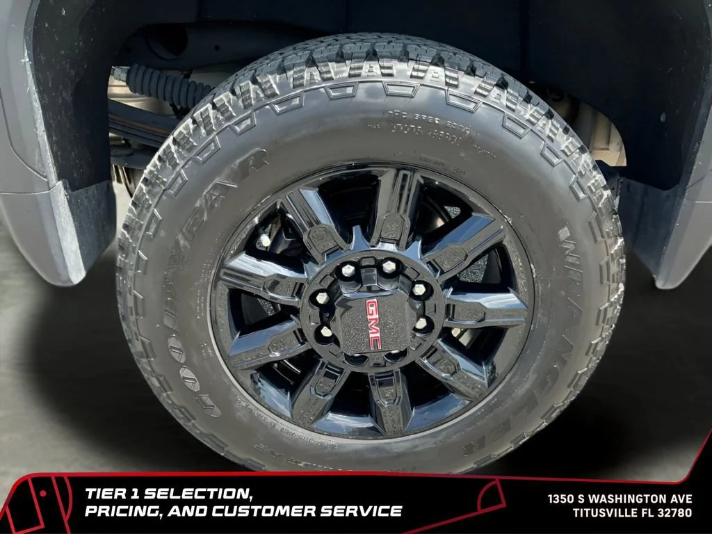 Used 2024 Sterling Metallic GMC AT4 image 51