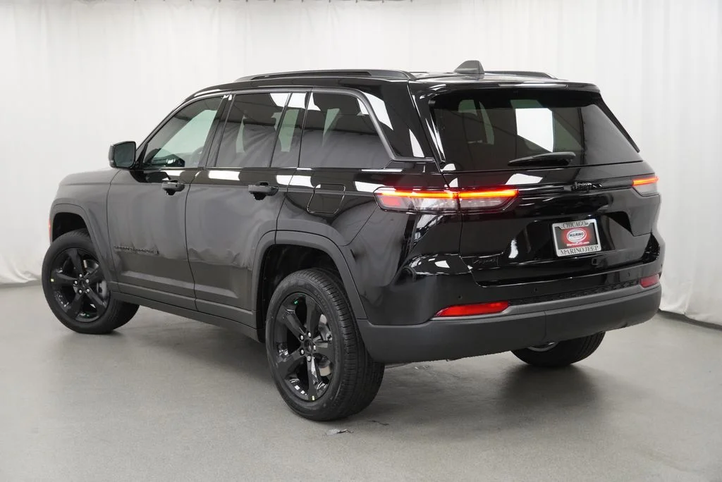 New 2027 High Gloss Black Jeep Limited image 13