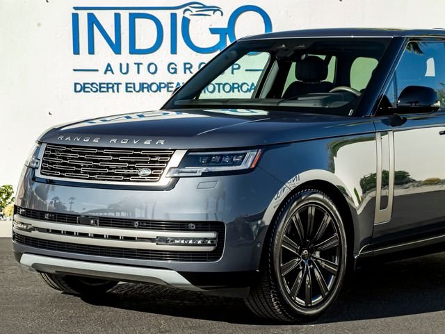 Certified Used 2024 Varesine Blue Metallic Land Rover SE image 2