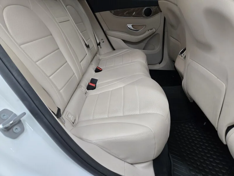 Used 2018 White Mercedes-Benz GLC 300 image 13