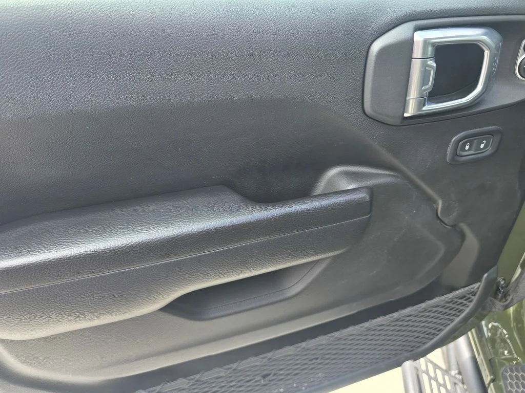 Used 2024 Green Jeep Sport S 4xe image 20