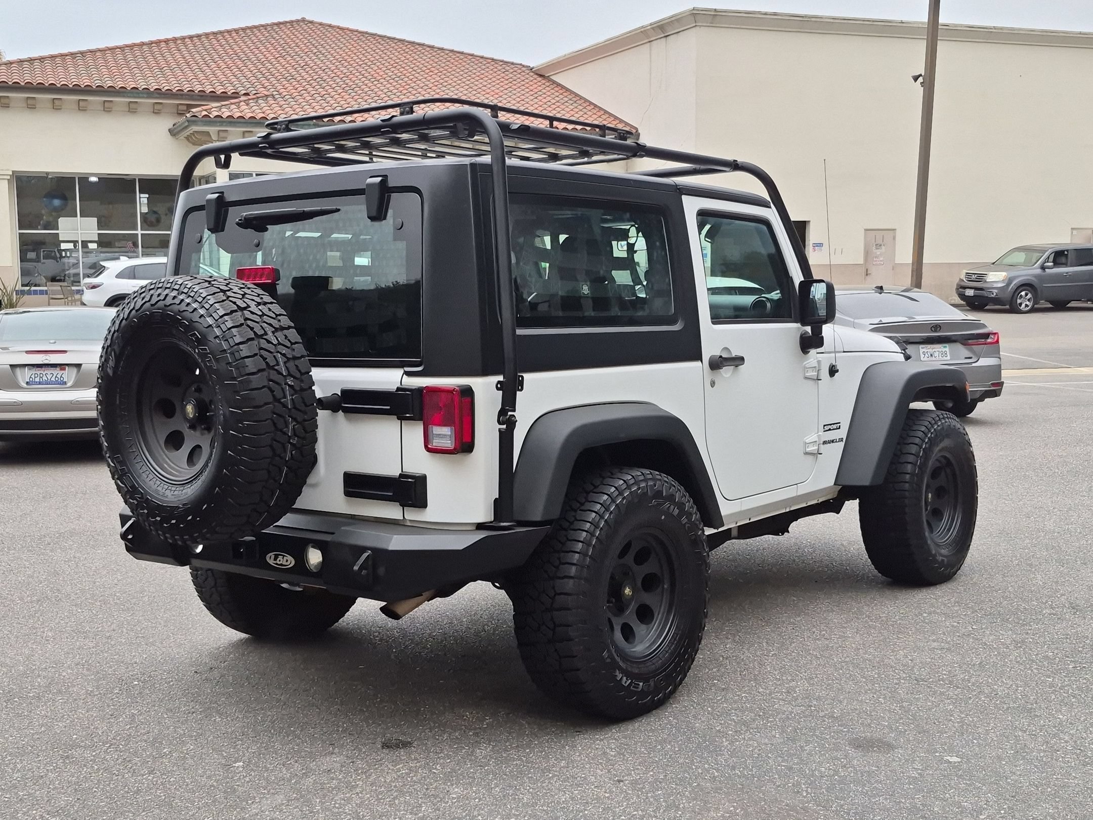 Used 2015 Bright White Clearcoat Jeep Sport image 5