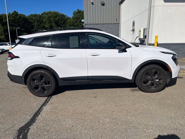 Used 2025 Glacial White Pearl Kia X-Line image 2