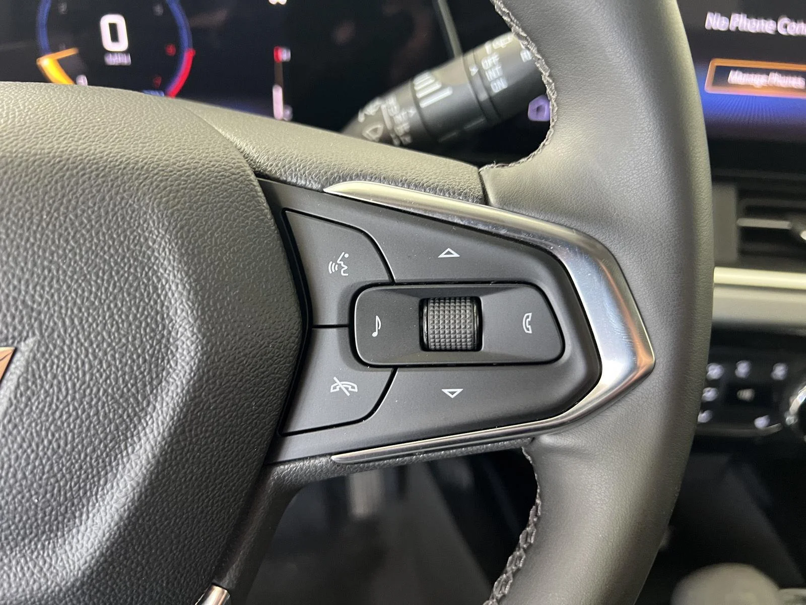 Used 2024 Sterling Gray Metallic Chevrolet LT image 11