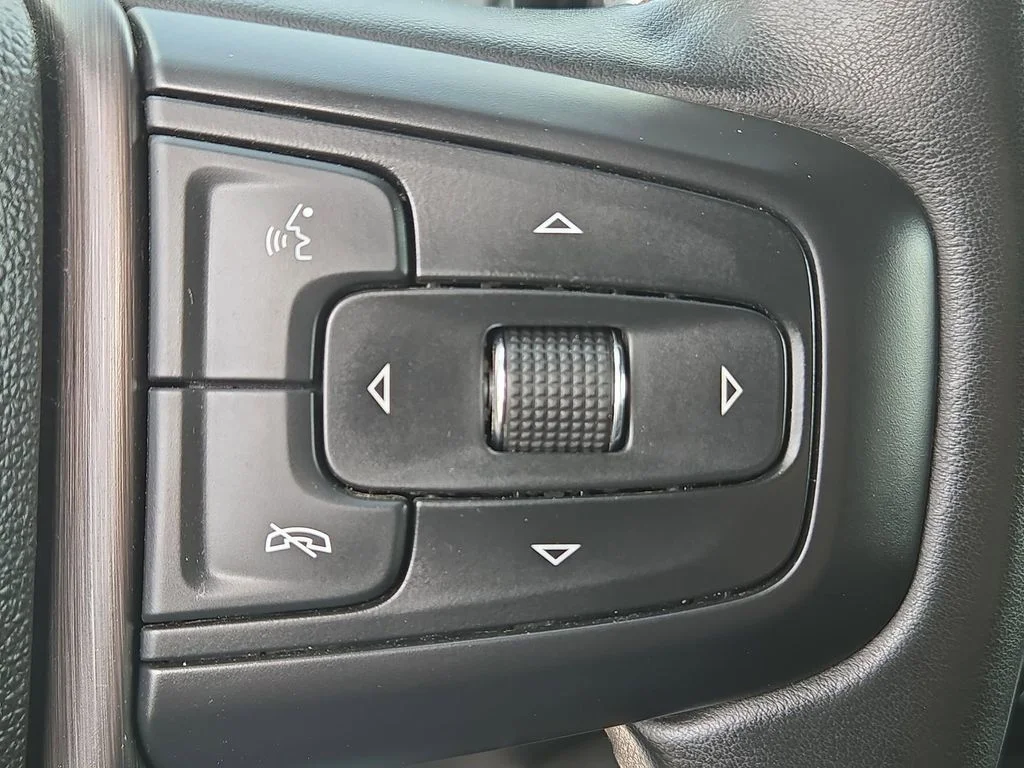 Used 2024 Silver GMC AT4 image 55