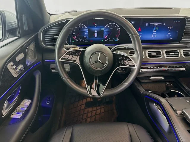 Used 2024 White Mercedes-Benz GLE 450 image 25