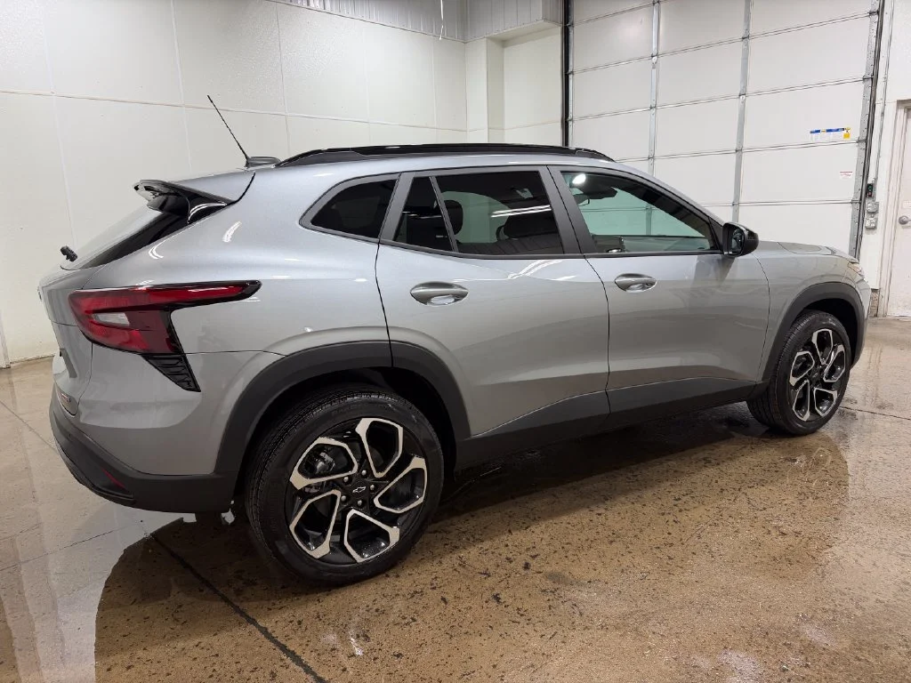 2026 Chevrolet Trax RS - Photo 12
