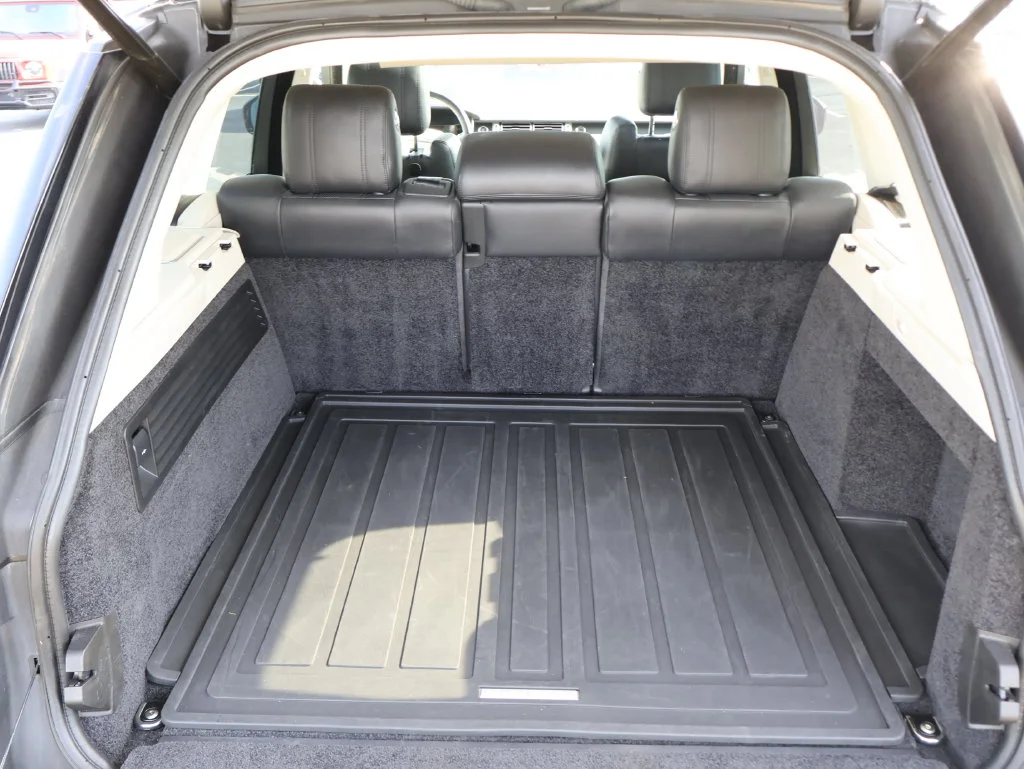 Used 2013  Land Rover HSE image 17
