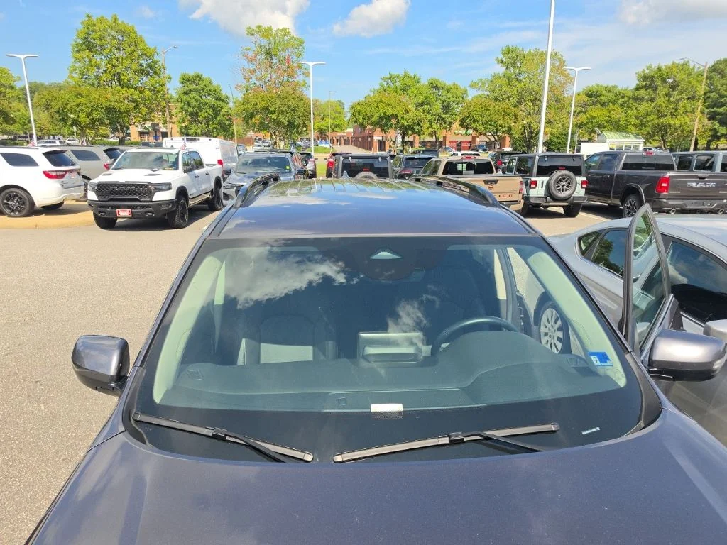 Used 2025 Gray Honda EX-L image 2