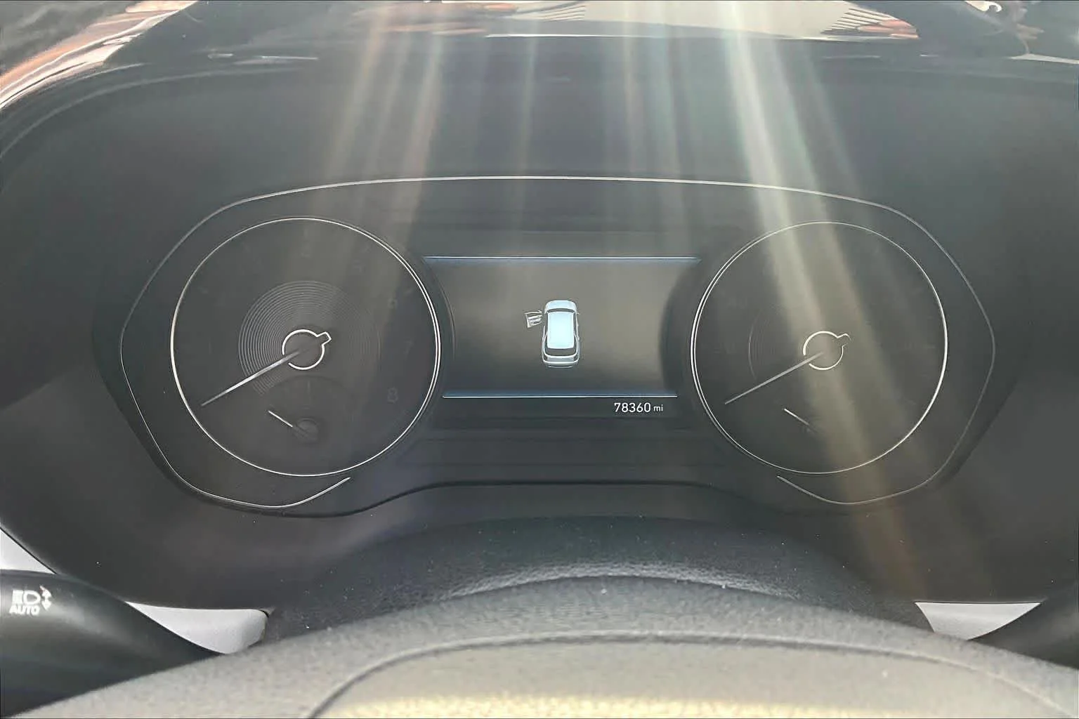 Used 2020 Hyper White Hyundai SEL image 26