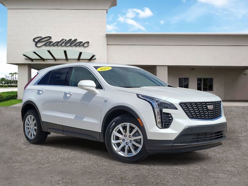 2023 Cadillac XT4 Luxury AWD's photo