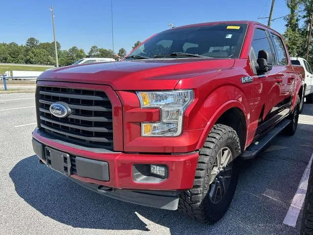 Used 2017 Ruby Red Metallic Ford XLT image 7