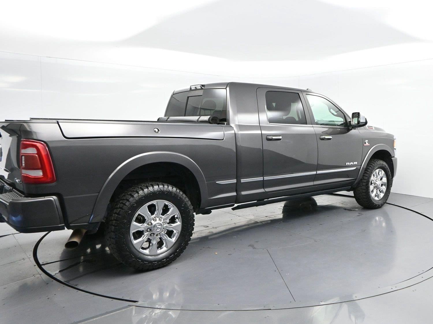 Used 2020 Granite Crystal Metallic Clearcoat Ram Limited image 7