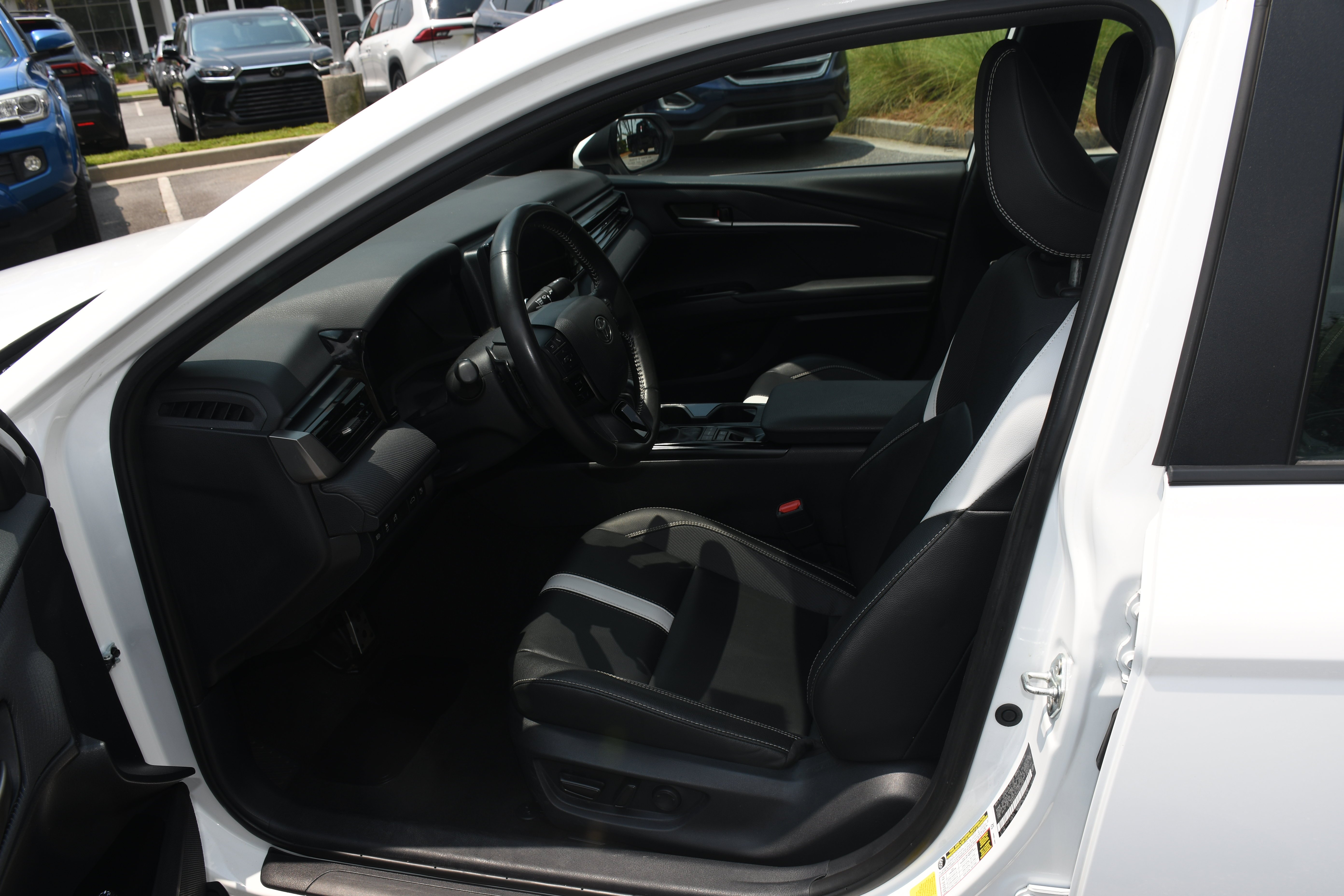 Used 2025 White Toyota SE image 6