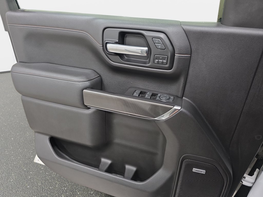 Used 2020 Summit White GMC AT4 image 27