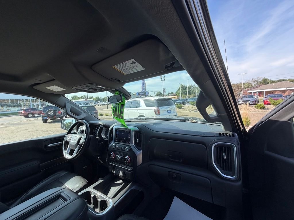 Used 2020 Black GMC SLT image 10