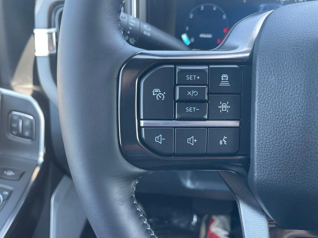 New 2026 Agate Black Metallic Ford F-350® Platinum® image 18