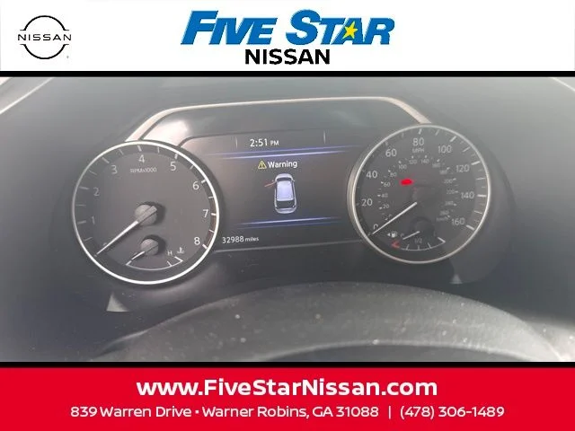 Used 2024 Black Nissan Platinum image 18