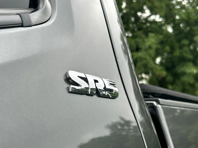 Used 2019 Gray Toyota SR5 image 12