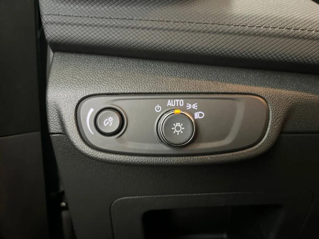 Used 2025 Gray Chevrolet LS image 13