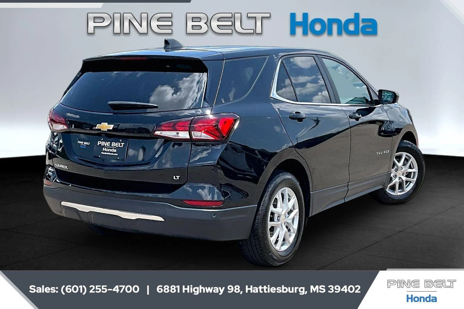 Used 2024 Mosaic Black Metallic Chevrolet LT image 11