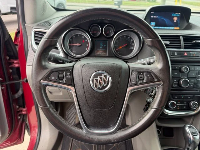 Used 2016 Red Buick Base image 12
