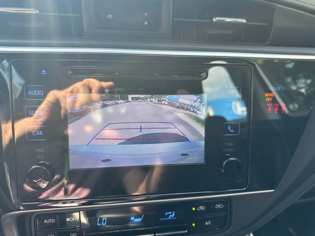 Used 2019 Silver Toyota SE image 61