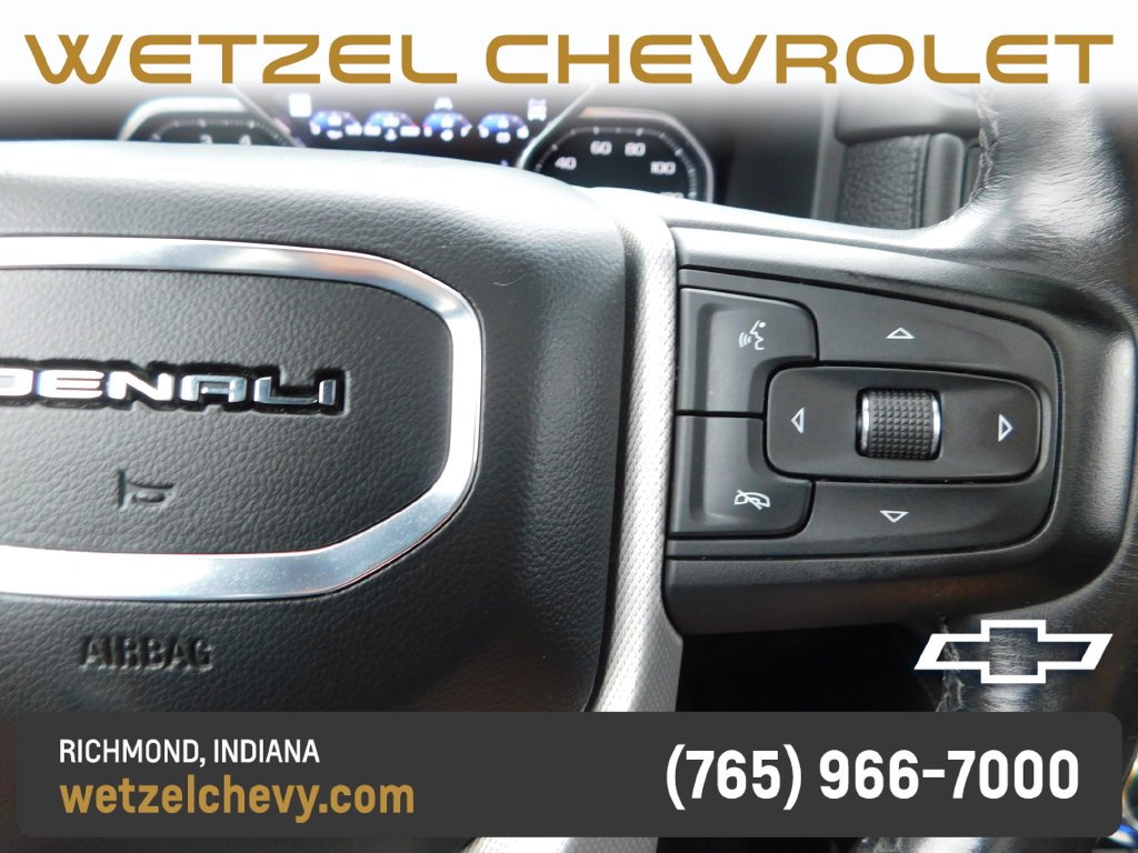 Used 2021 White GMC Denali image 43