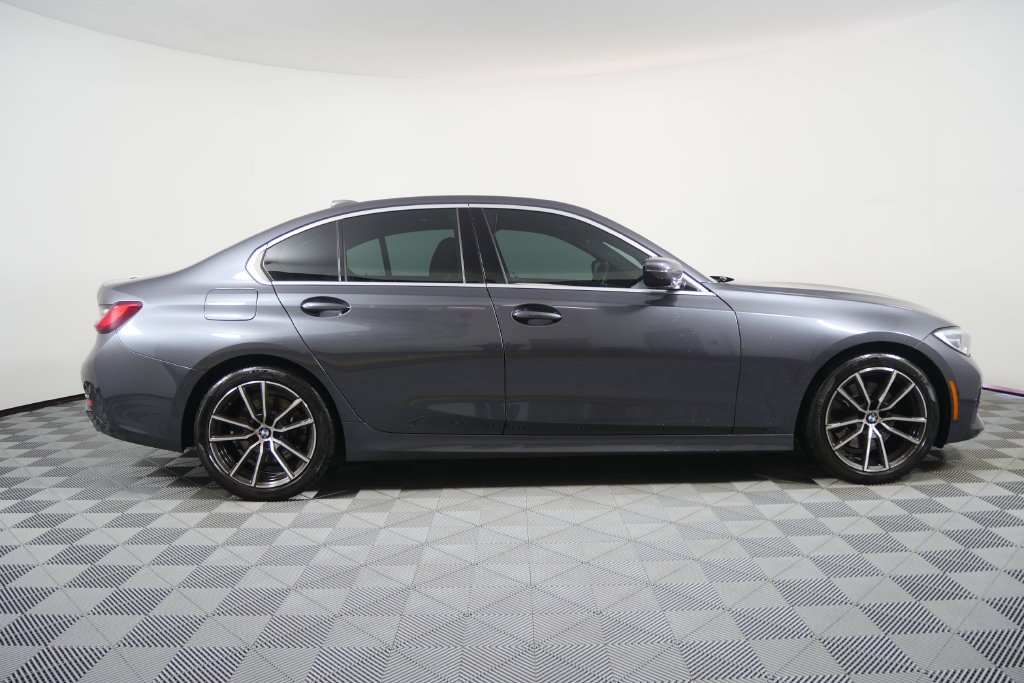 Used 2021 Mineral Grey Metallic BMW 330i image 3