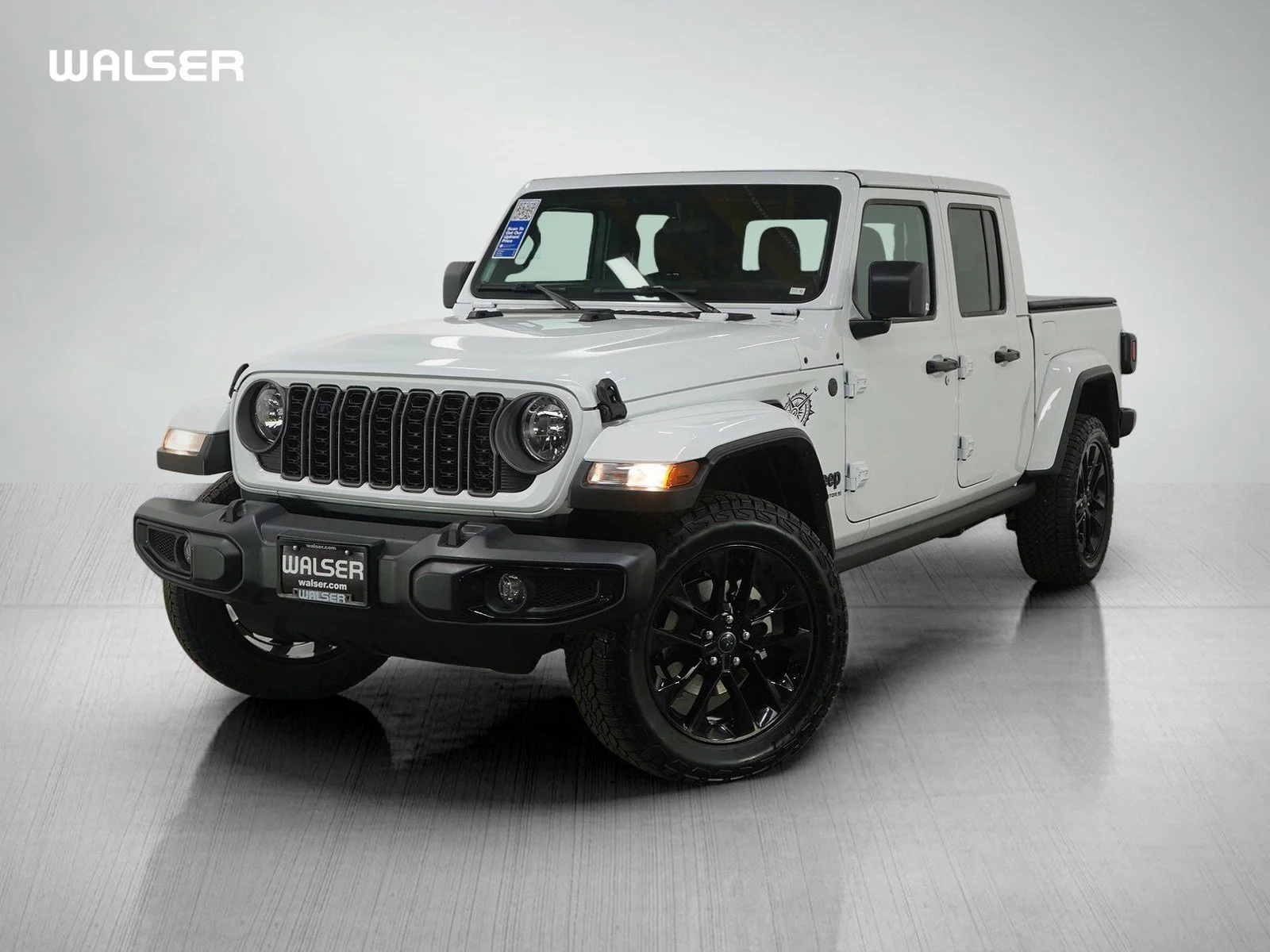2025 Jeep Gladiator Nighthawk Auto's photo