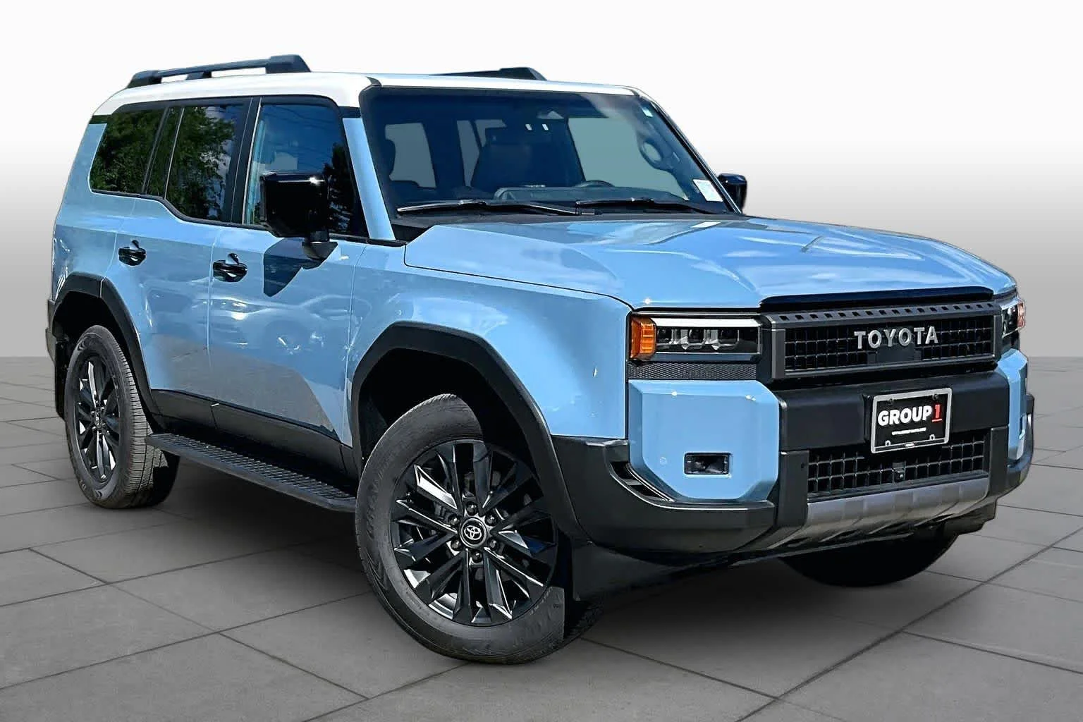 Certified Used 2025 Heritage Blue/Gray Scape Toyota  image 3