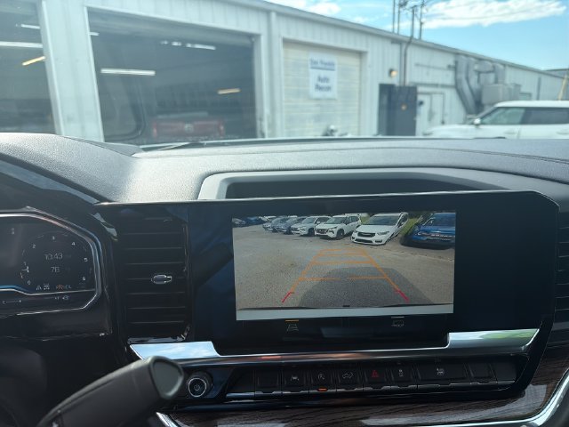 Used 2024 White Chevrolet LT image 22