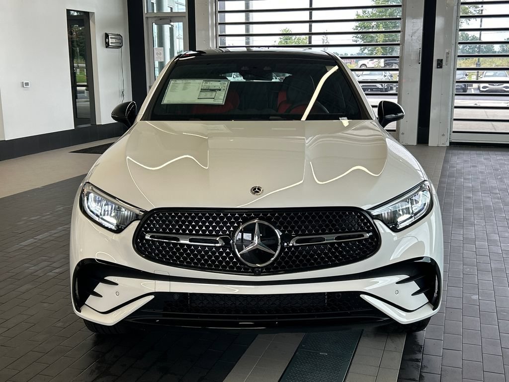 New 2027 Polar White Mercedes-Benz GLC 300 image 39