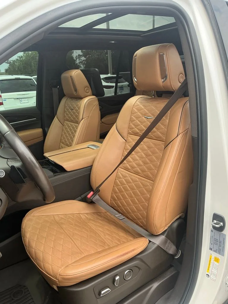Used 2023 White Cadillac Premium Luxury image 52