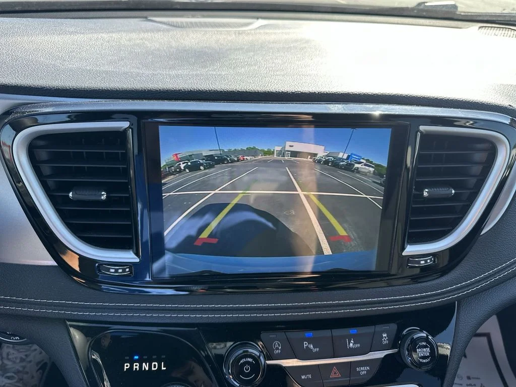 Used 2023 White Chrysler Touring image 23