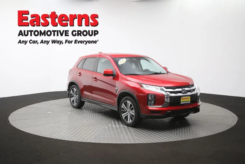 Used 2023 Red Mitsubishi 2.0 ES image 47
