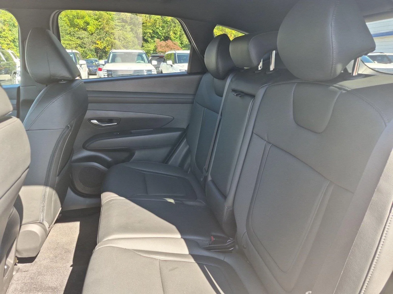 Used 2025 Serenity White Pearl Hyundai XRT image 31