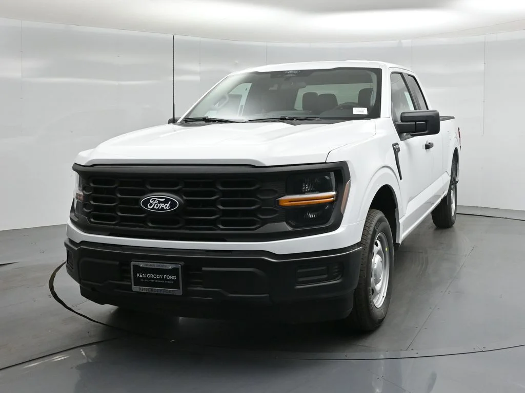 New 2026 White Ford XL image 47