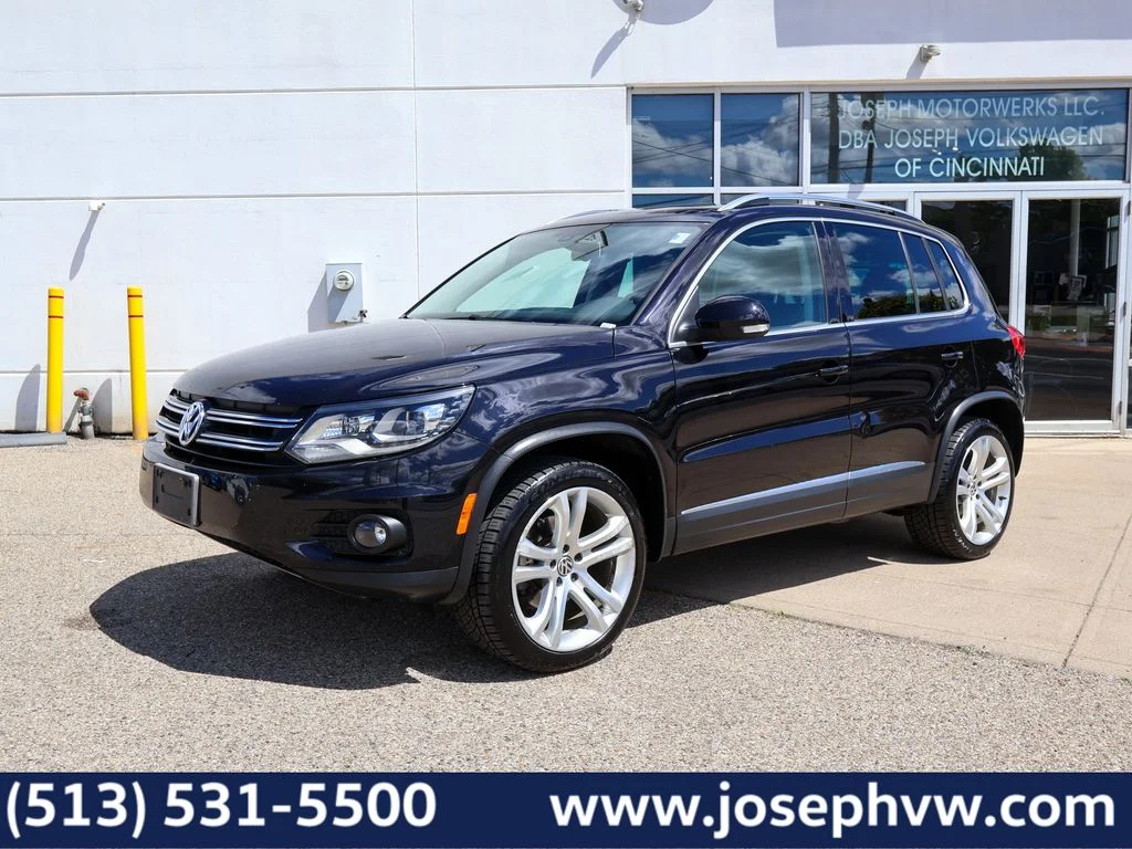 2012 Volkswagen Tiguan SEL 4Motion's photo