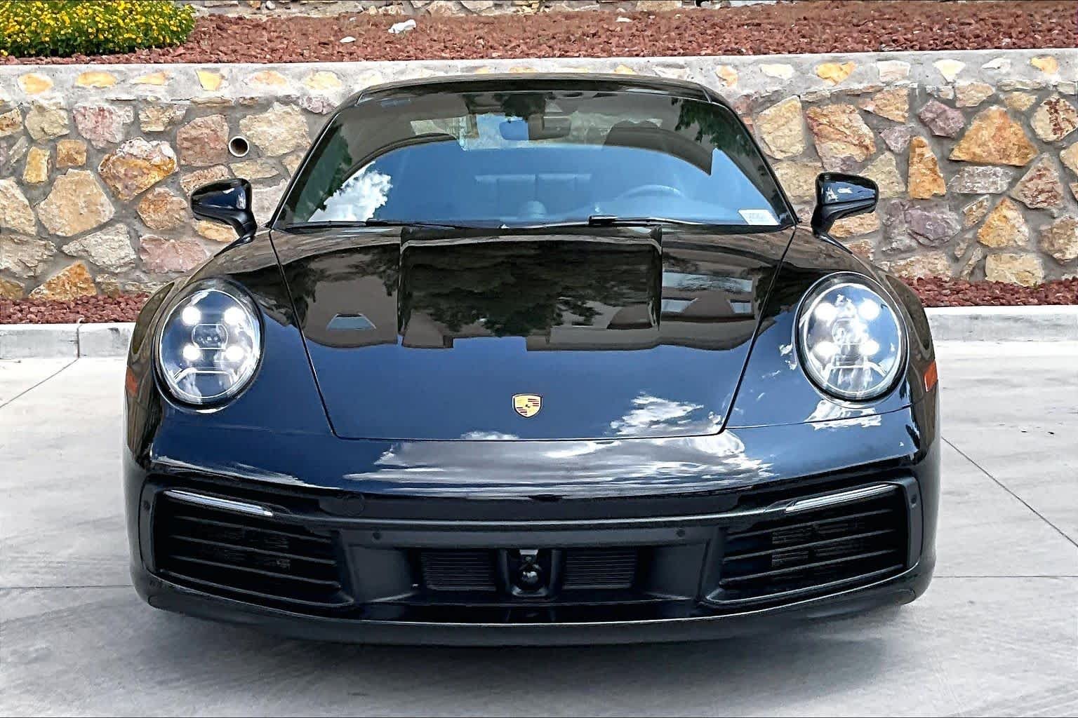 Used 2022 Jet Black Metallic Porsche Carrera S image 10