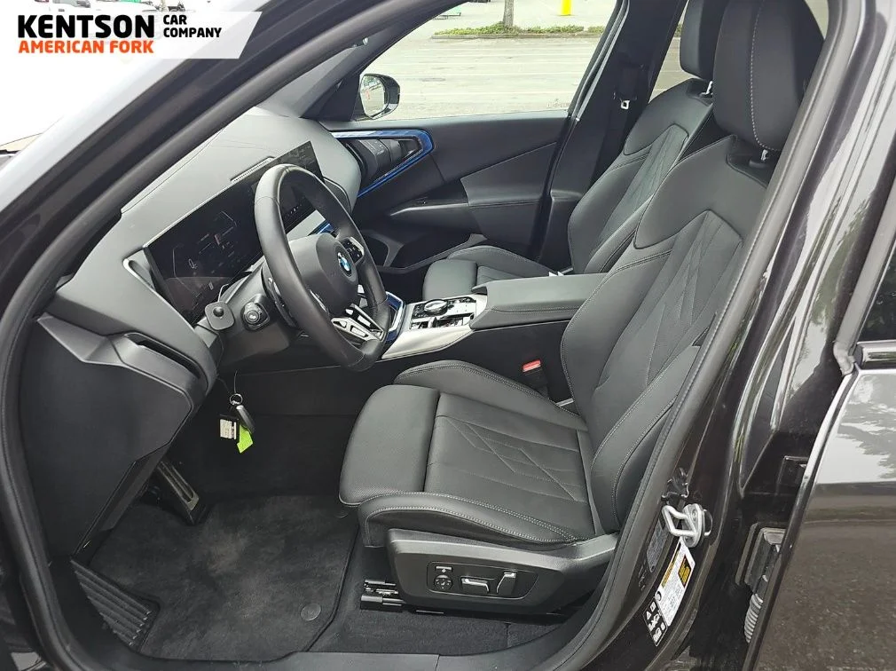 Used 2025 Gray BMW 30 xDrive image 3