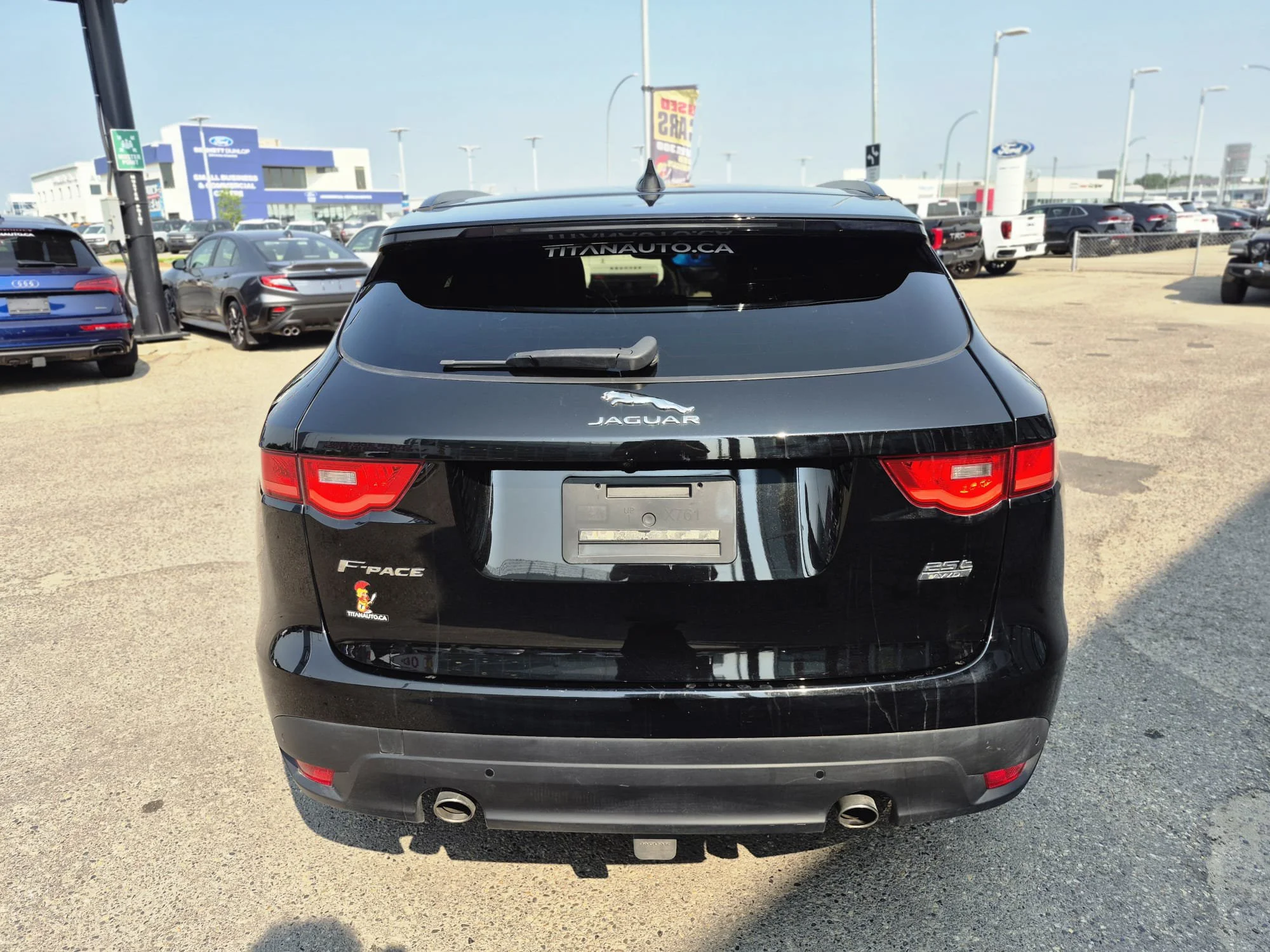 Used 2020 Black Jaguar 25t Prestige image 14