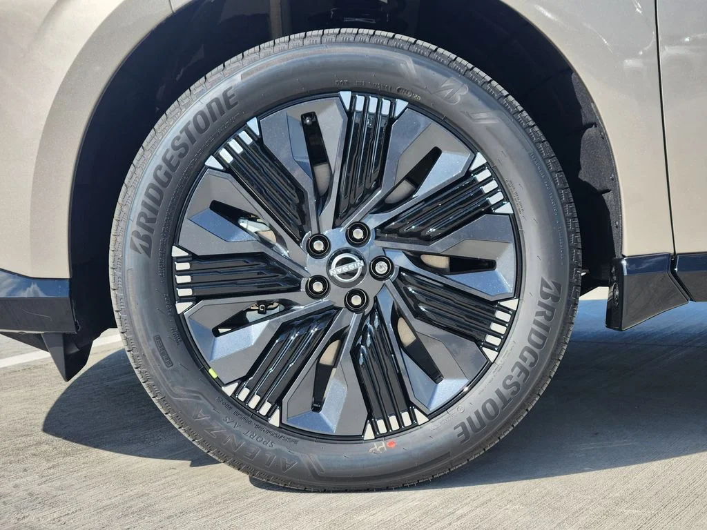 New 2026 Champagne Silver Metallic Nissan Platinum image 8