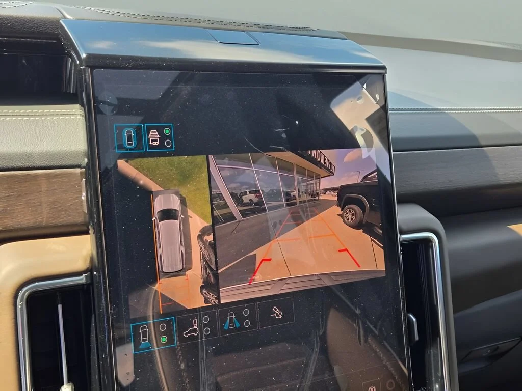 2026 GMC Yukon XL Denali Ultimate - Photo 31