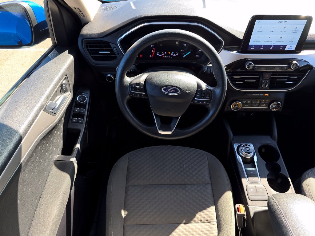 Used 2020 Blue Ford SE image 17