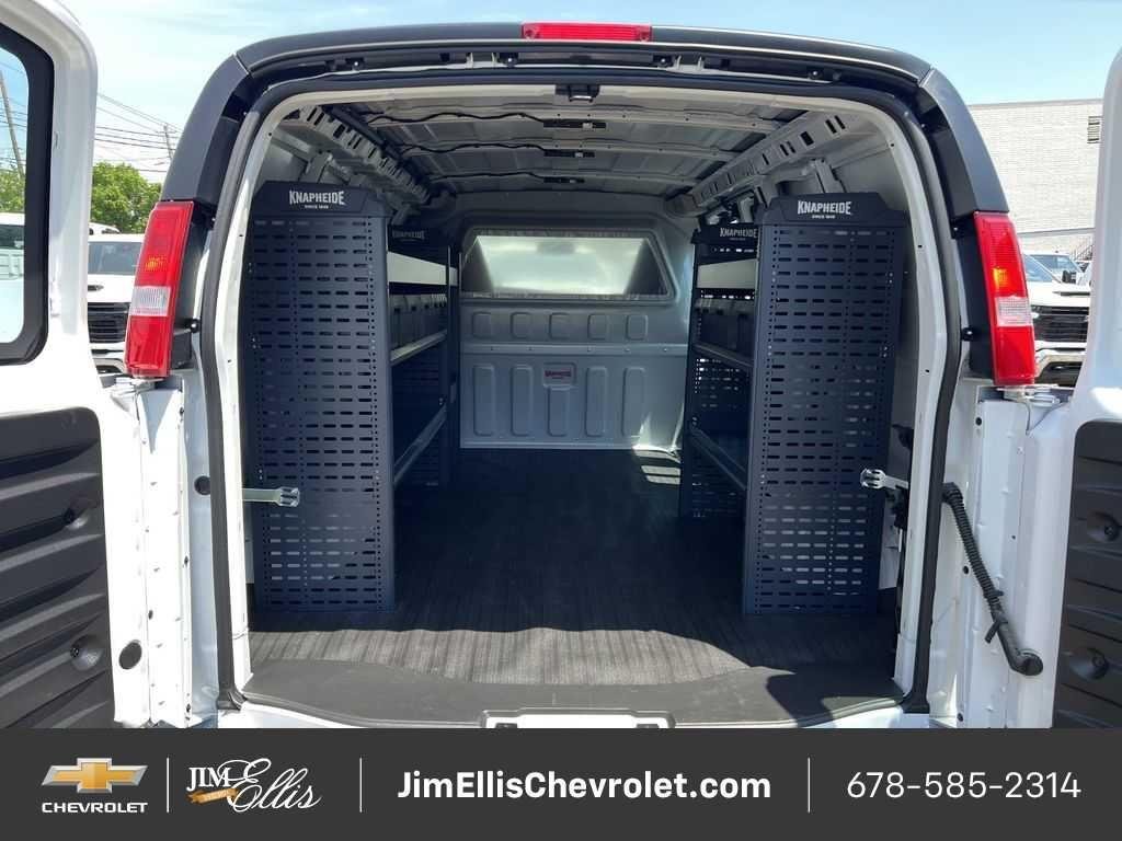 2025 Chevrolet Express Cargo Work Van - Photo 11