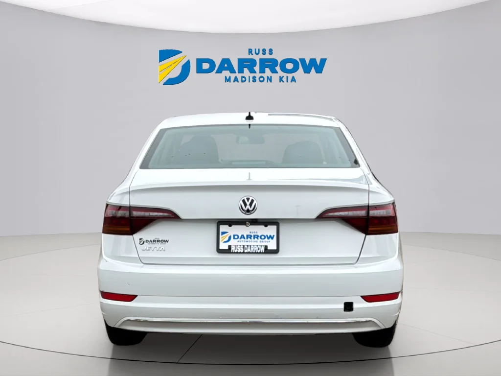 Used 2019 White Volkswagen 1.4T S image 4